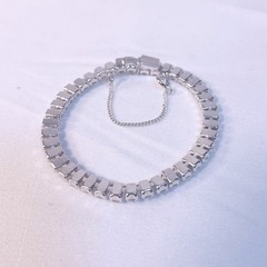 B David Vintage Crystal Tennis Bracelet Baguette Silver Tone Safety Chain 7in