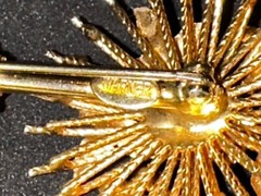 1960 Warner Crystal Flower Umbrella Broach, Enamel & 26 Prong set stones EC