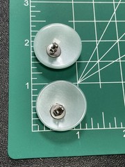Vintage 1.1” Round Blue Lucite Clip Earrings