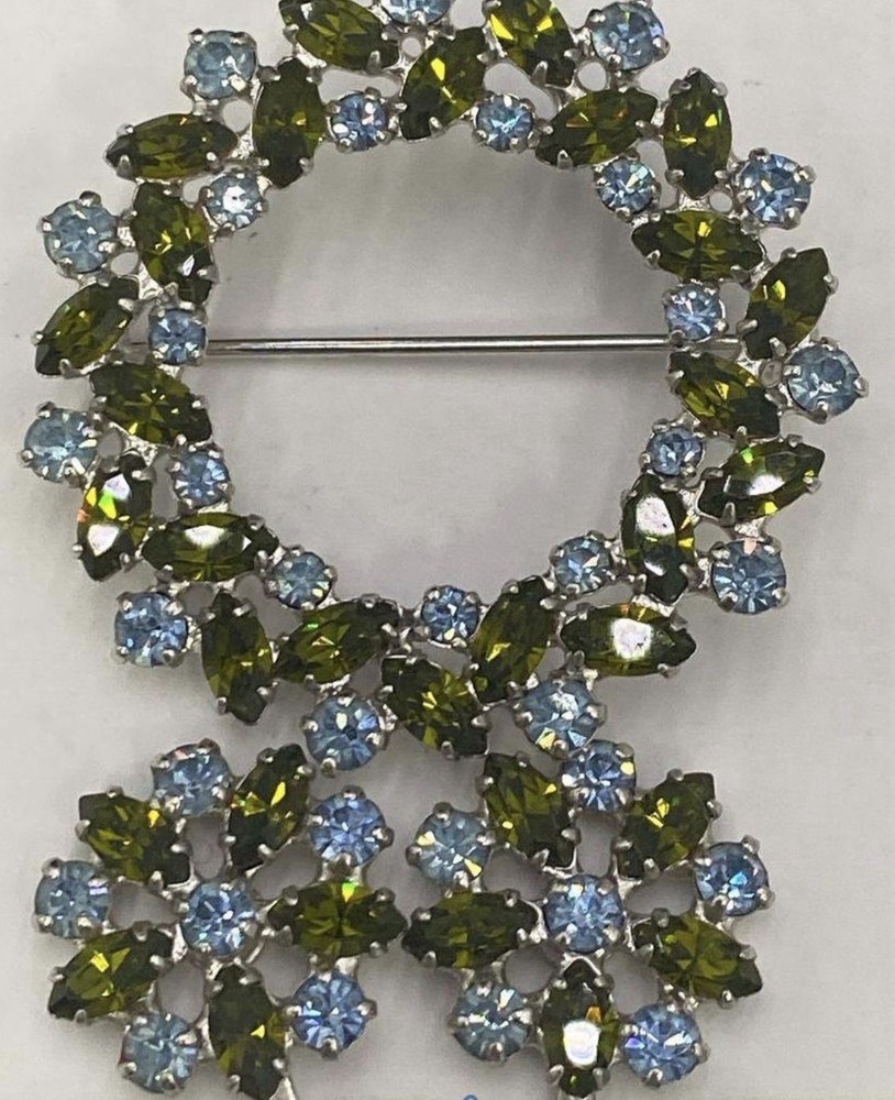 Vintage B DAVID Blue Green Glass Rhinestone Wreath Brooch Clip Earrings SET