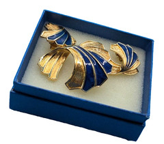 Vintage Avon Draped Elegance Blue Enamel Scarf Holder & Earrings Set