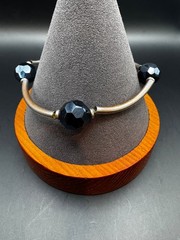 Black Faceted Bead Stretch Bracelet Silver Tone Tube Beads Modern Statement