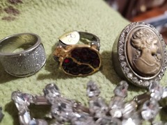 Vintage Jewelry lot, Mostly Rhinestone pieces. Brooch, earrings & Rings