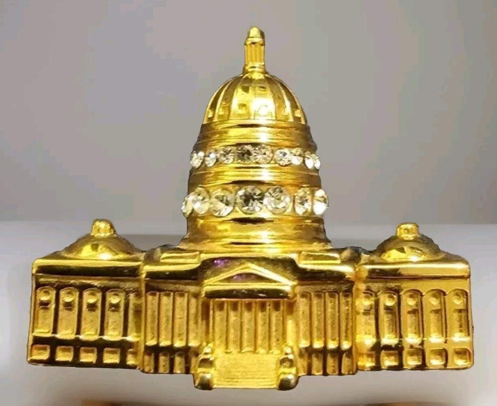 Vintage 1970 Monet United States Capitol Brooch Pin