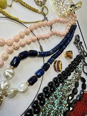 Estate Jewelry Lot Chunky Necklaces Rings Wearable Brooches Beaded 25+ VTG – Now