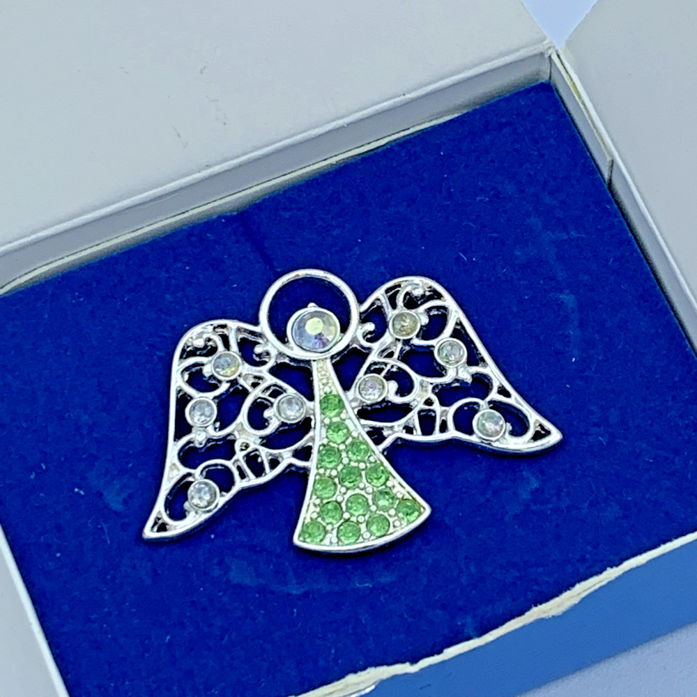 Avon 2008 August Birthstone Heavenly Angel Brooch IOB