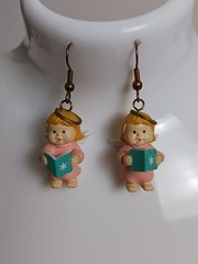 Vintage Dangle Singing Angel Earrings Unmarked 1″ SO CUTE!
