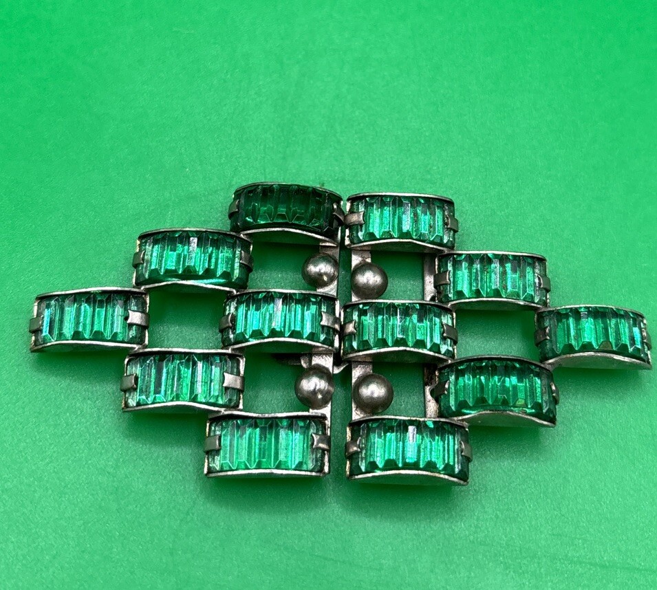 BEAUTIFUL VINTAGE Art Deco Emerald Green Rhinestone Belt Buckle