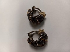Vintage Domed Y2K 1980-1990’s Design Era Imitation Clip-On Earrings BlendJewelry