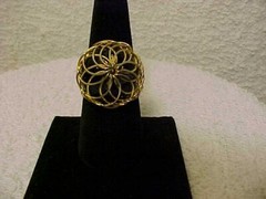 Vintage Gold Tone Wire Wraped Ring Caged Black Stone (Onyx?) Adjustable