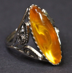 Vintage 1960s Antique Russian USSR BALTIC AMBER Ring D1595