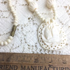 Vintage Necklace 70s Carved Lotus Blossom Pendant Bodhi Zen Buddhist Flower Yoga