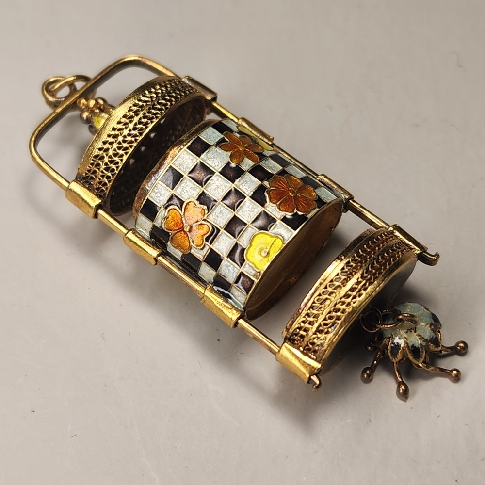 VINTAGE VERMEIL GOLD OVER SILVER ENAMEL ASIAN MEMENTO PENDANT – RARE – 1.5″