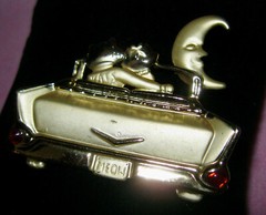 JJ JONETTE RARE/SIGNED “KATS DRIVING IN A CONVERTIBLE BROOCH” MEOW, ADORABLE!