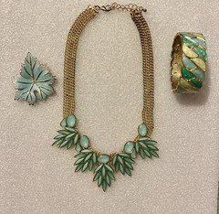 Vintage Teal Blue Green Mint Bib Necklace W/ Matching Cuff Bracelet And Brooch