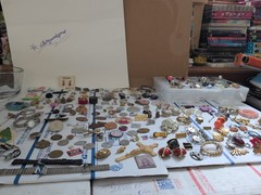 MASSIVE Lot Of Vintage JEWELRY Over 100 Pieces, Comes With Plastic Case ~ #327
