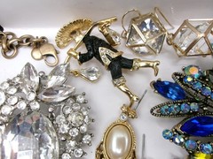 Vintage~Mod Estate Costume Jewelry Lot~AVON~CORO~JERI LOU~J CREW~SARAH~PARK LANE