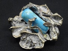 VINTAGE SIGNED HORNA MODERNIST BRUTALIST GEMSTONE STERLING PIN BROOCH ~ 62 mm