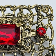 Vintage Brooch Red Glass Stones Filigree Openwork Goldtone 1-7/8″ x 1-1/8′
