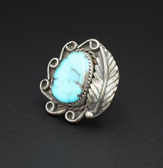 Vintage Navajo Turquoise Ring Sterling Silver Size 7.5 Signed JW RS3318