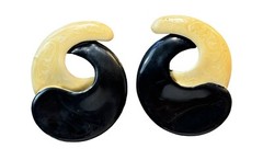 Vintage Black And Off White Pierced Earrings Gold Tone