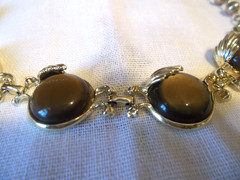 Vintage Thermoset Brown and Gold Tone 18 inch Necklace Circa 1950’s – 1960’s