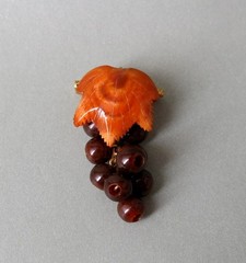 Vintage Natural Baltic Amber Grapes Brooch USSR Gold Plated Pin
