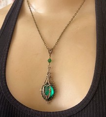 Vintage Necklace Art Nouveau Filigree Lavalier Pendant Antique Green Czech Glass