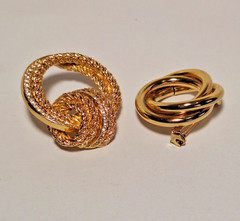 1 Vtg Christian Dior 1970s Knot Brooch & 1 Gold-Tone Intertwined Circle Brooch