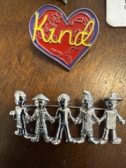 Lot of 8 Variety Brooches/Pins