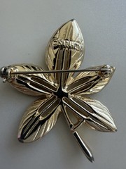 VTG Sarah Coventry “Ivy” Leaf Brooch Gold Tone Signed Pin
