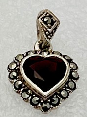 New 925 Sterling Silver Thailand Marcasite Garnet Heart Pendant