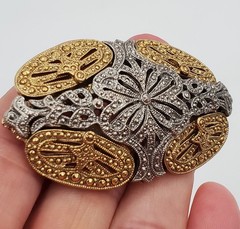 VTG Art Deco Style Brooch 2.5in Two Tone Filigree Domed Openwork Heavy 3D Estate
