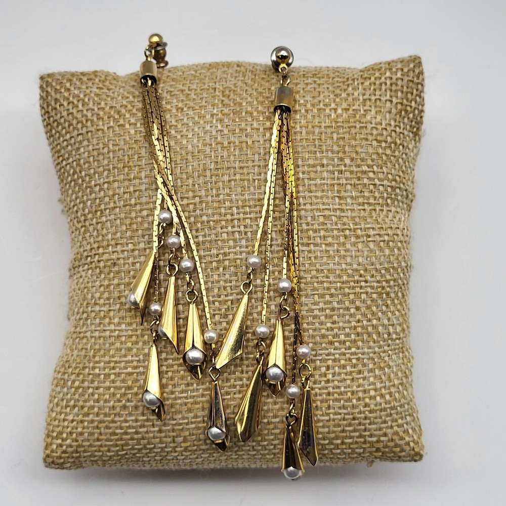 Fabulous dangle Earrings multi strand faux pearl lightweight flirty