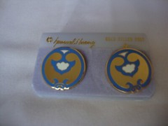 VINTAGE SAMUEL HUANG DESIGNER CLOISONNE RETRO ABSTRACT WHITE BLUE STUD EARRINGS
