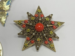 Vintage Brooch Pin Pendant Mixed Lot Some Marked Reed & Barton Spain Japan Art