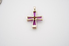 Vintage 10k Yellow Gold Ruby Cross Pendant. (4) Tapered Baguettes