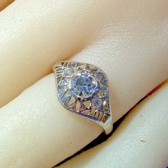 Original EARTH MINED DIAMOND Deco PLATINUM Engagement Ring VINTAGE Solitaire S 5