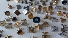 Lot 160 VTG Single Cufflinks Mixed Styles Tones Repurpose Jewelry Some Wear