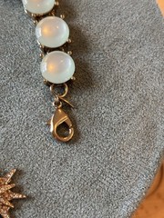 Vintage Beautiful Pale Green Button Disc Bracelet GV9 Marked