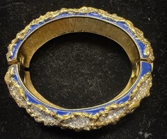 Elegant VTG Jomaz Blue Enamel Rhinestone Hinge Clamper