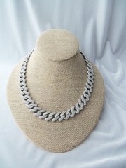 Pave Crystal Rhinestone wide Link Chain Collar Silvertone Necklace