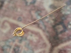 10K – 12K Yellow Gold Double Wishbone Good Luck Antique Stick Pin .72g