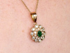 Vintage 0.60 Ct Emerald 2.28 Ct Diamond 18k Yellow Gold Pendant 1990s