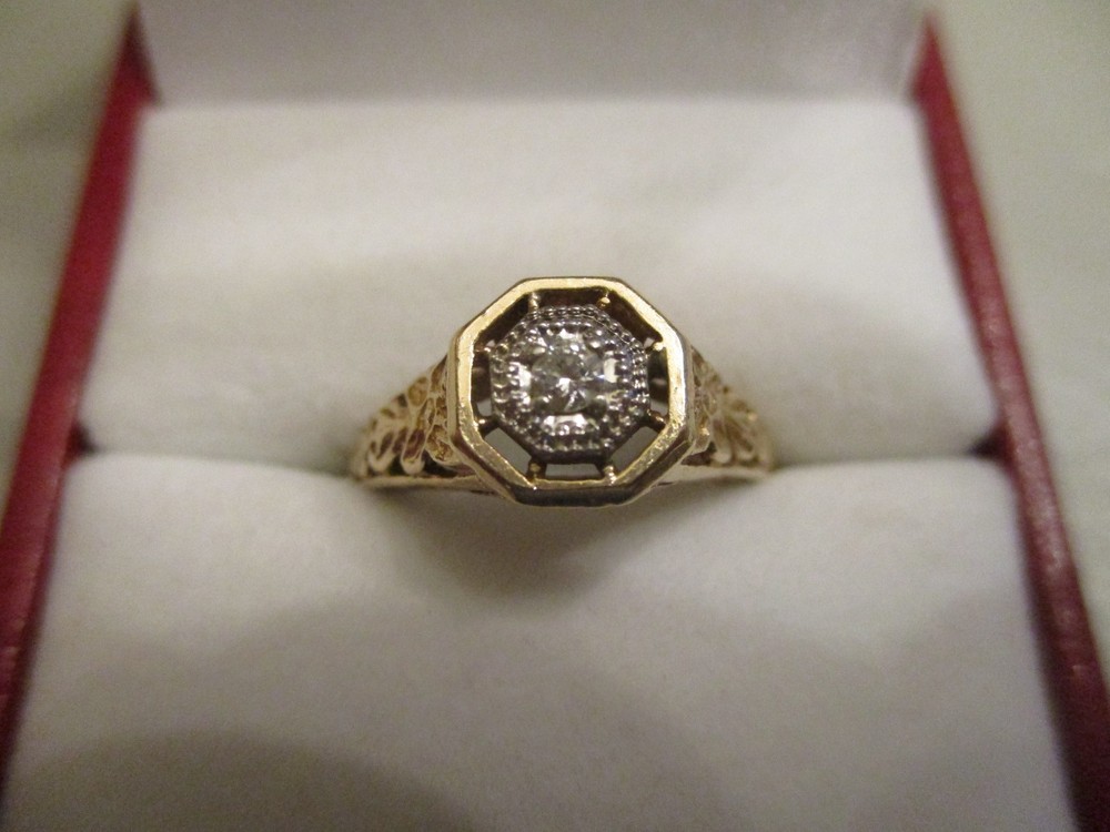 VINTAGE 10K YELLOW/WHITE GOLD DIAMOND FLORAL FILIGREE DOME RING Sz 6.25 – 2.88g