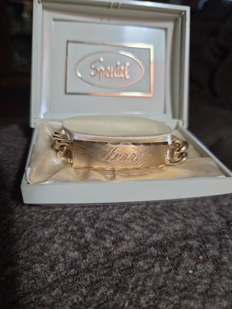 Vintage Men’s 8 1/2 ” Speidel ID Bracelet – Gold Electorplate Never used Jerry