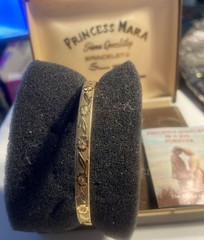 VTG Marathon 12k Gold Filled Floral Bangle Bracelet Princess Mara Box Paperwork