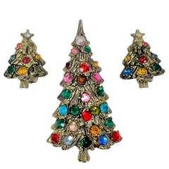 Vintage Rhinestone Gold Tone Christmas Tree Brooch with Matching Earrings