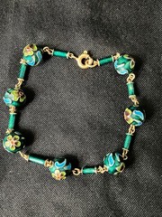 Vintage Champleve Bracelet Rich Green Floral Cloisonne Bead Chain Spring Clasp
