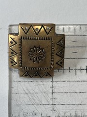 Vintage 1980s Gold Tone Southwestern Clip On Earrings Black Etched 1″ Square